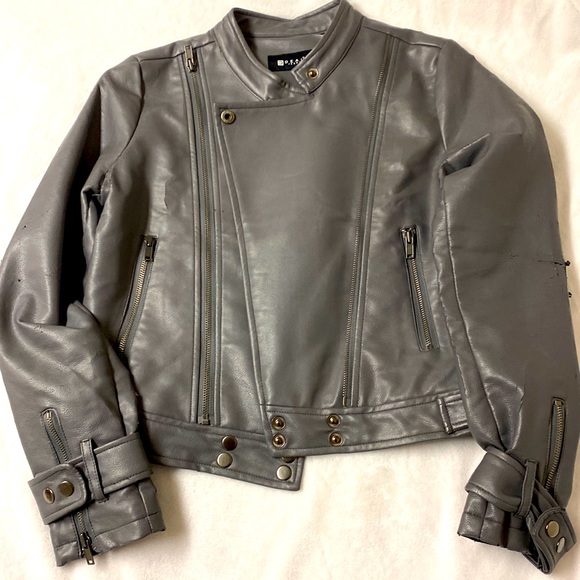 Leather Jacket - Picture 1 of 6